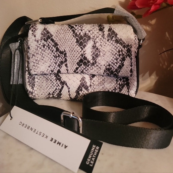 NWT Aimee Kestenberg Broadway mini vanila snake crossbody bag - Picture 2 of 11